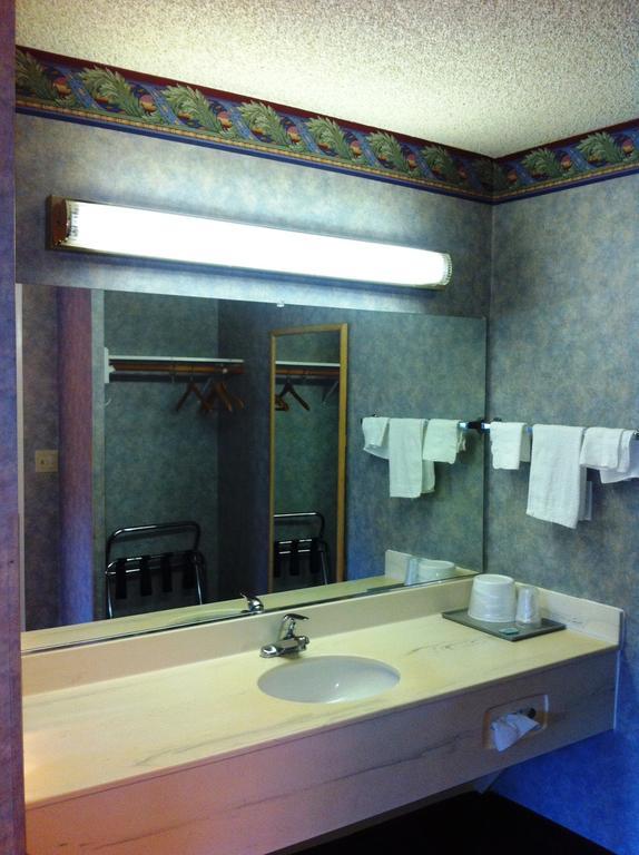 Civic Center Inn Santa Ana Habitación foto